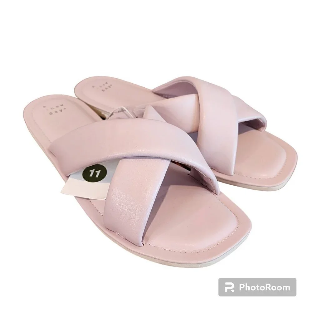 A New Day Women's Daisy Crossband Slide Sandals Lavender Size 11 NWT Purple